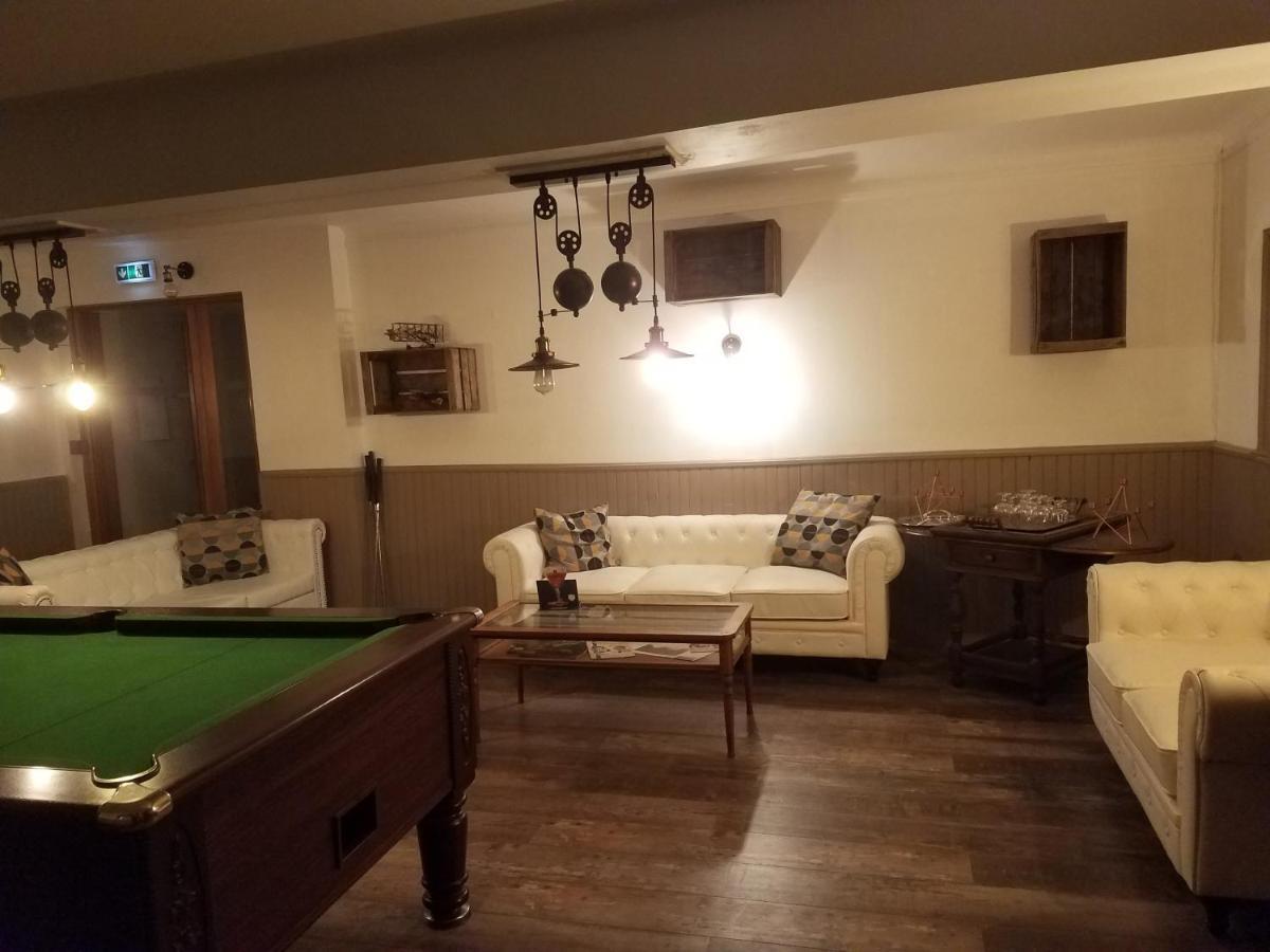 L'Auberge Des Voyageurs Menigoute Luaran gambar